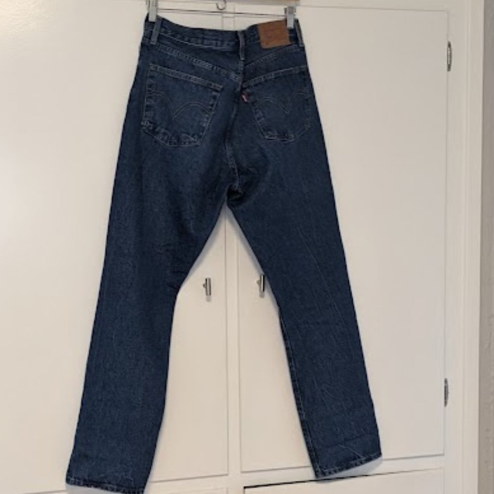 Levi's 501 Original Fit Straight Leg - Picture 2 of 5